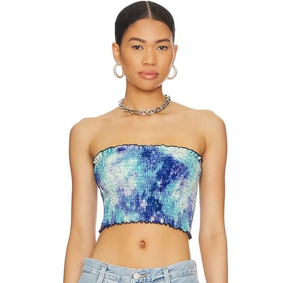 More To Come Tops - MORE TO COME Savannah Crop Top in Blue Multi Color Size Medium